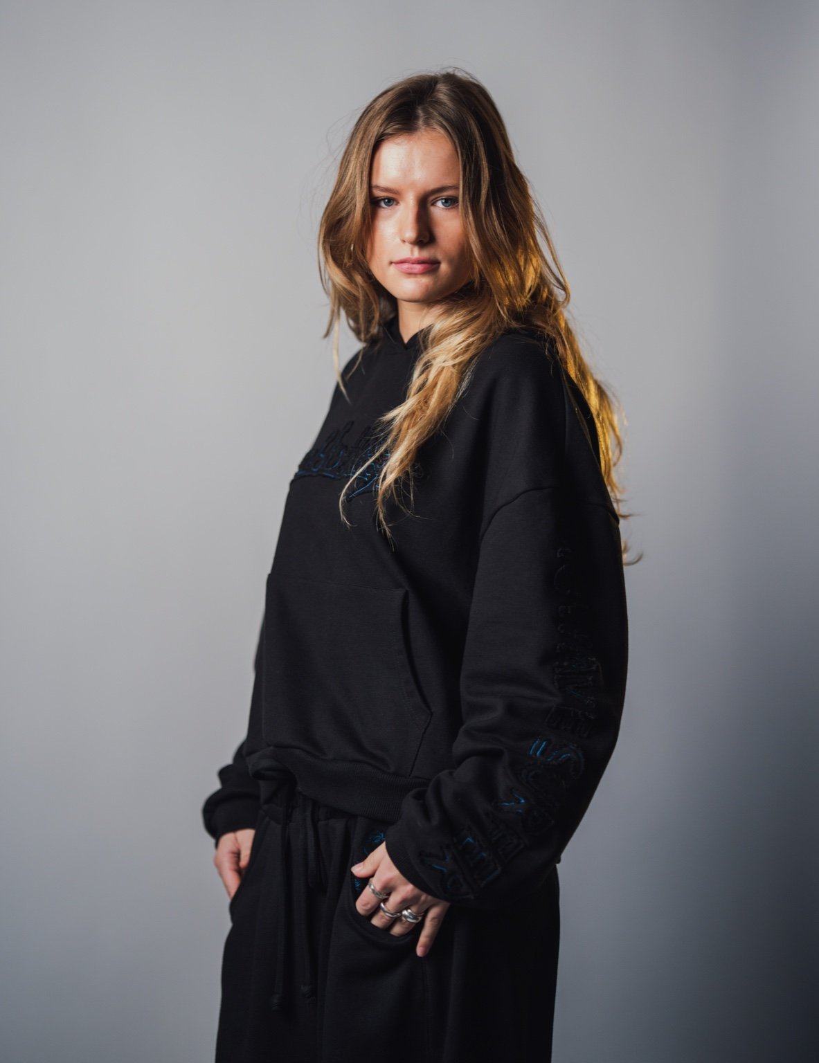 Big Wave Hoodie black – ChuchakiSurf